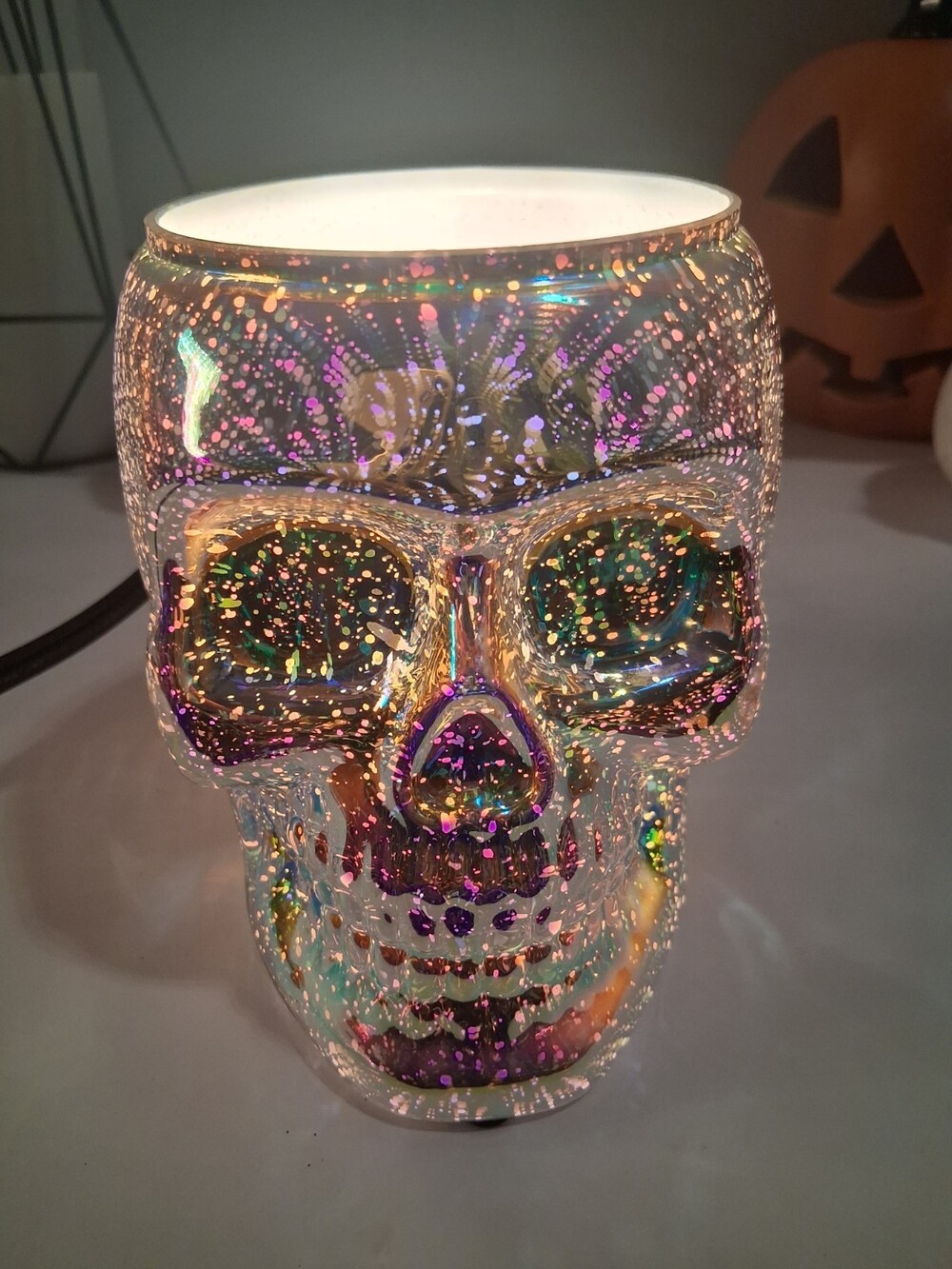Iridescent SKULL Accent Lamp/Nite Lite; Corded Electric; Cool Multicolored...